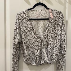 VS leopard print XS women’s top
